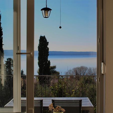 Modern Seaview House Fiore スタリグラード エクステリア 写真
